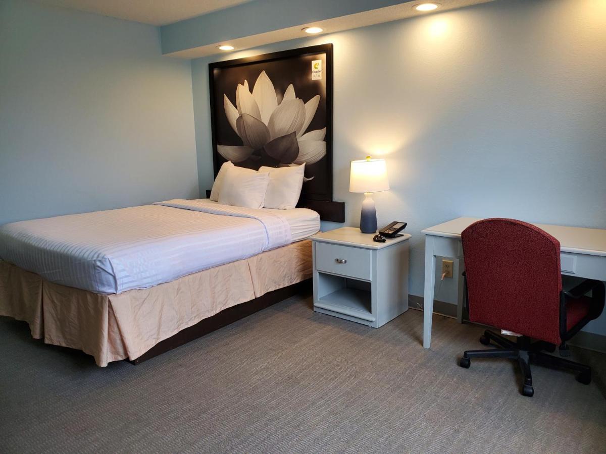 Coastal Inn & Suites Wilmington Exteriér fotografie